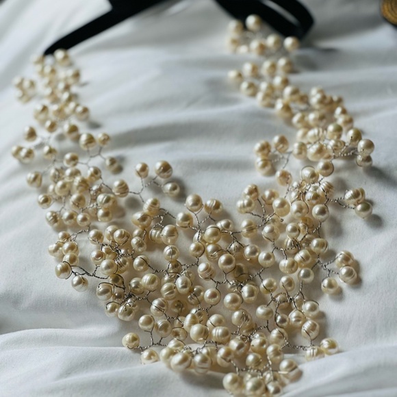 Cayetano Legacy Collection:Dominga-Pearl necklace with bag 😍 - Picture 7 of 7